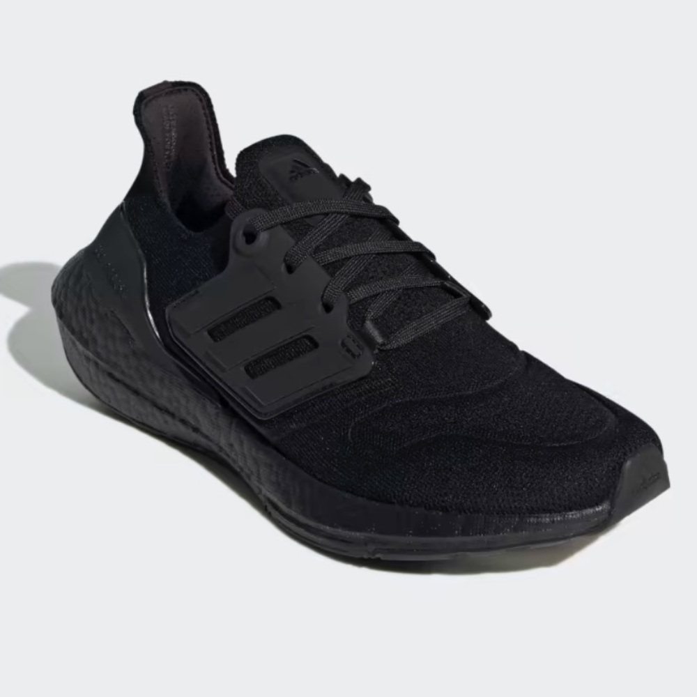 adidas UltraBOOST 22 Triple Black
